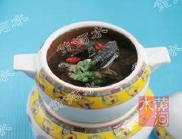 怀地黄炖乌鸡的做法