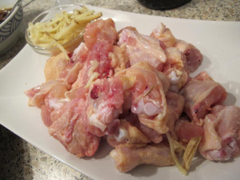 川辣子鸡翅-易做 好吃 10分钟的做法