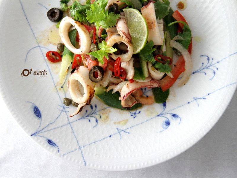 烧烤透抽温沙拉的做法