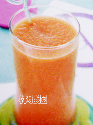 榨汁机食谱–橘子苹果胡萝卜汁的做法
