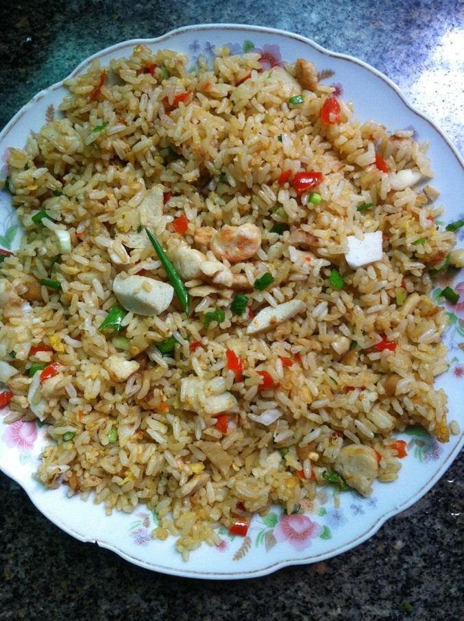 特色香辣炒饭的做法