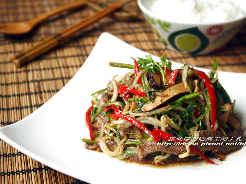 香根银芽炒牛肉的做法