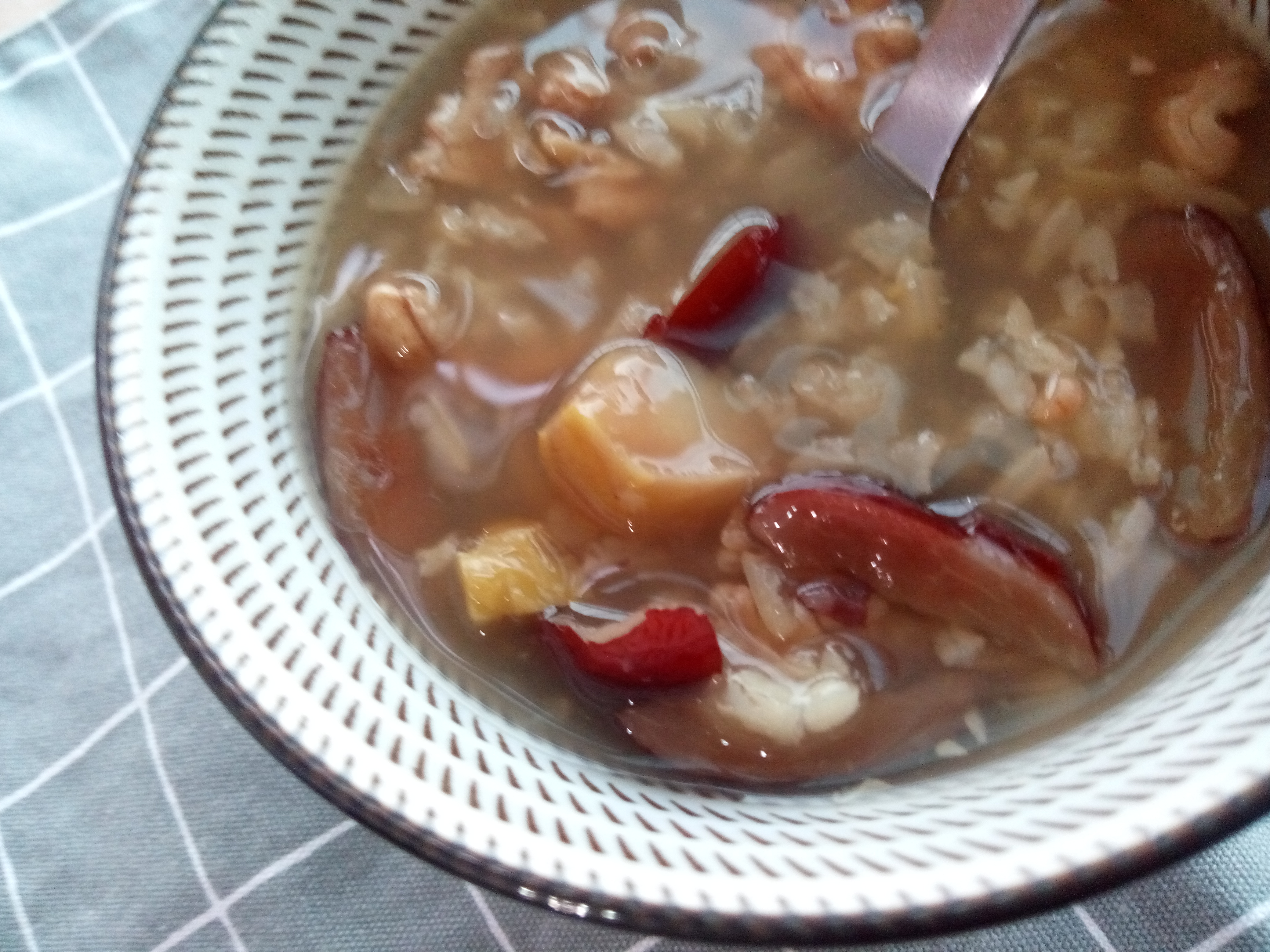 不可缺(美色小食谱)充电糯米粥的做法