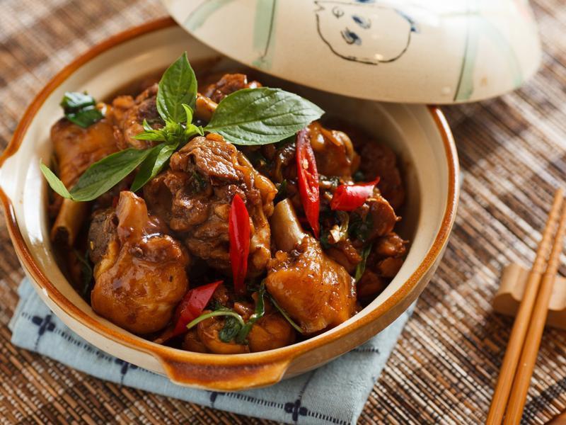 (经典不败料理) 三杯鸡的做法