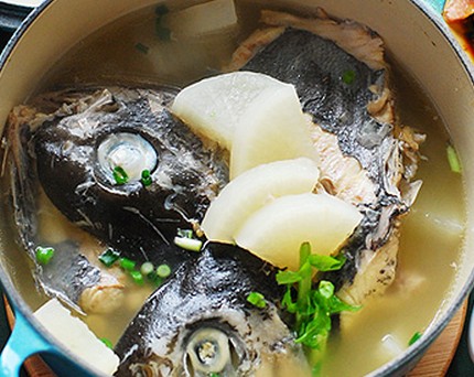 �ܲ������������