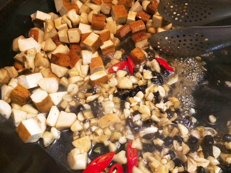 ���ĳ���ʳ������