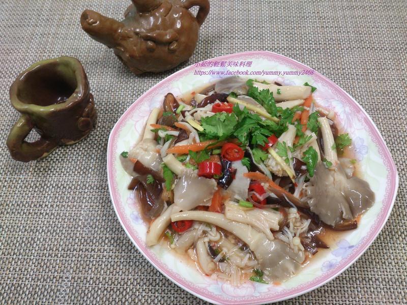 凉拌蒜蓉菇菇(轻松快速上菜)的做法