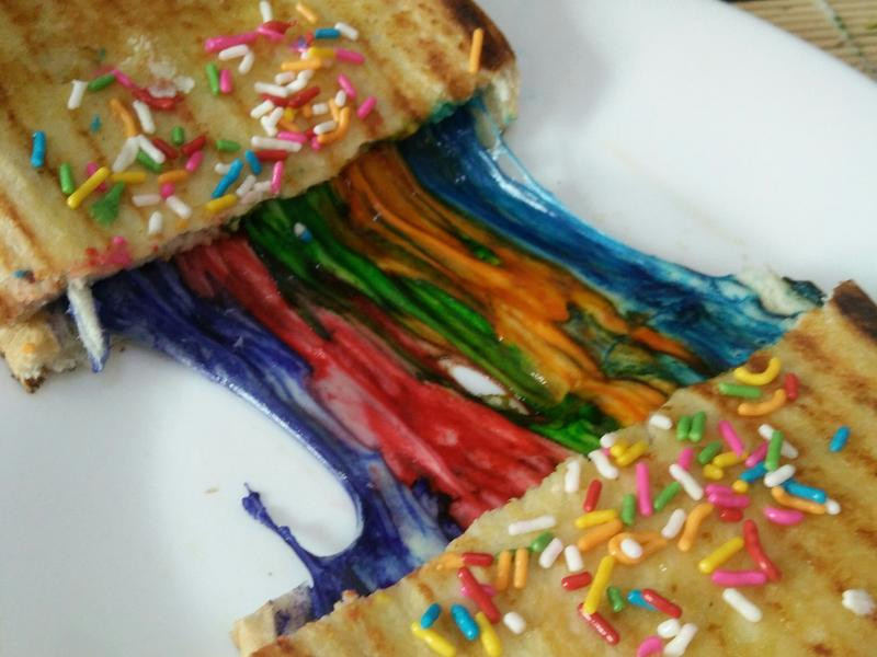 会吐出彩虹的吐司的做法