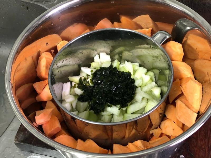 ���ܲ��عϱ�ש������