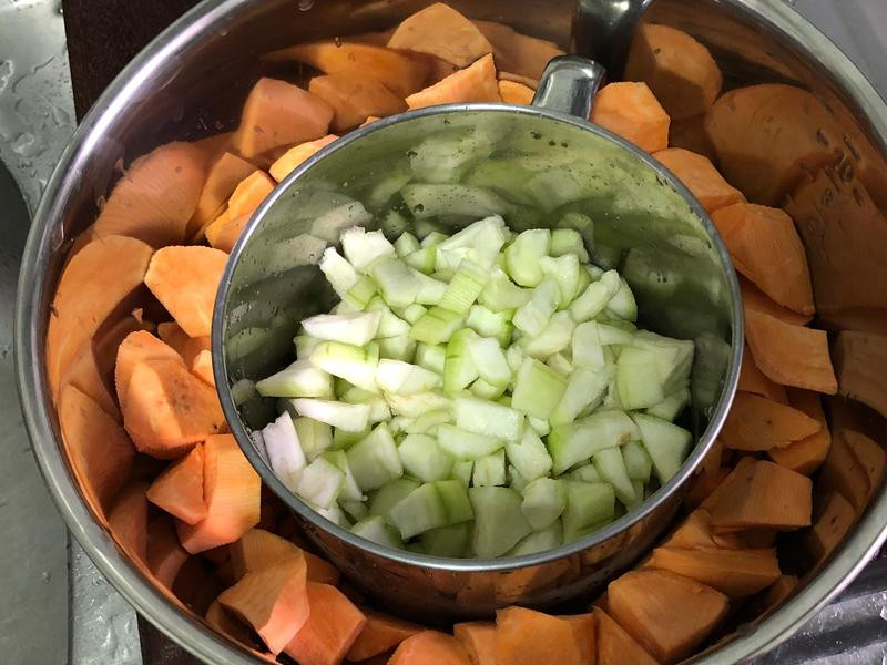 ���ܲ��عϱ�ש������