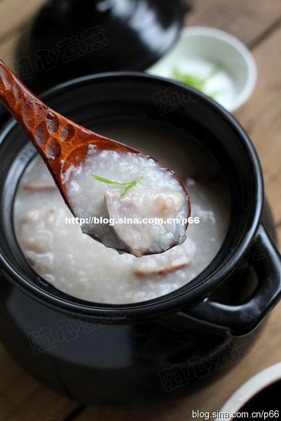 【香芋排骨粥】香润绵滑的养生粥的做法