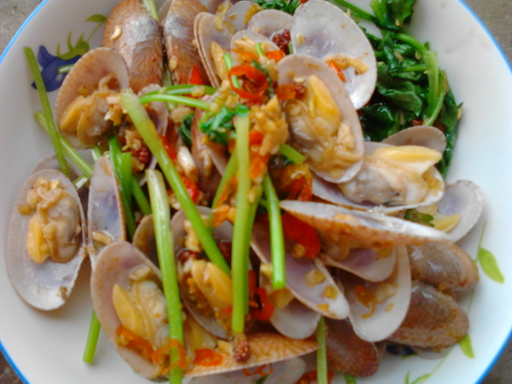 �㳴���׵�����