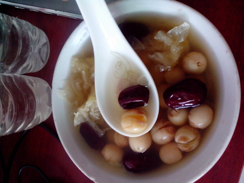 �������������}������