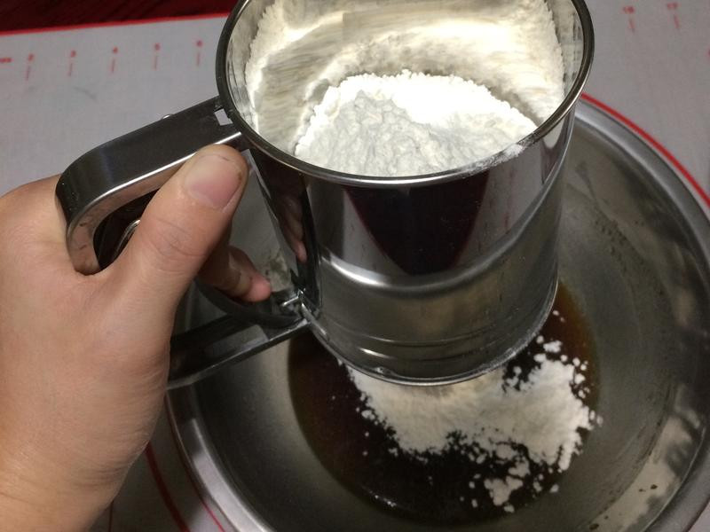 ����ڹ�ʽ�±�������