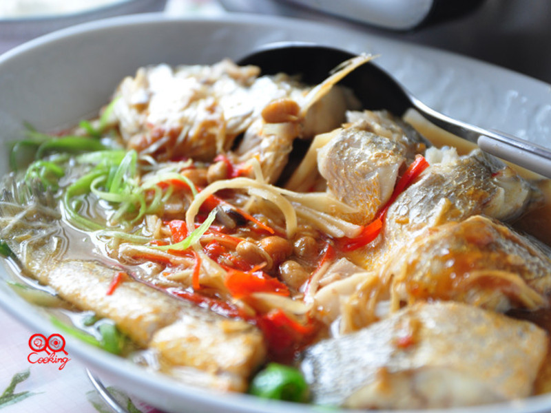 豆鼓味噌蒸鲜鱼的做法