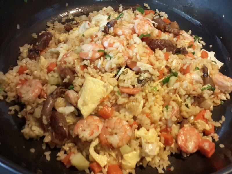 虾仁小卷干贝XO酱黄金炒饭的做法