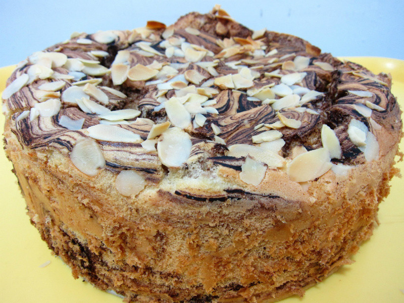 可可杏仁片戚风蛋糕的做法