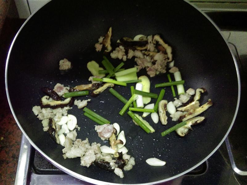 ��ζ�ײ�±������