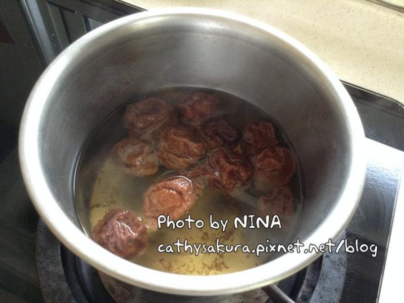 ��NINA��÷��С�ƹϵ�����