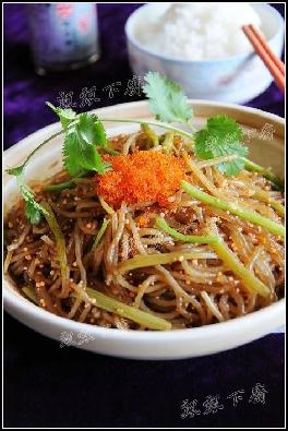 ɳ��з�ӷ�˿�ҵ�����