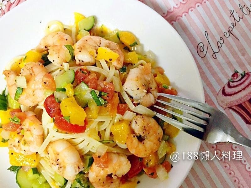 芒果鲜虾义大利冷面的做法