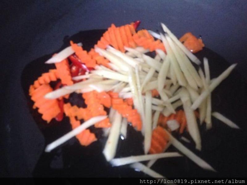 ��˿�����ٺϳ�͸�������