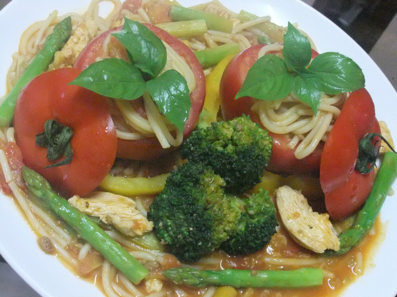 奶油茄红鲜蔬意面的做法