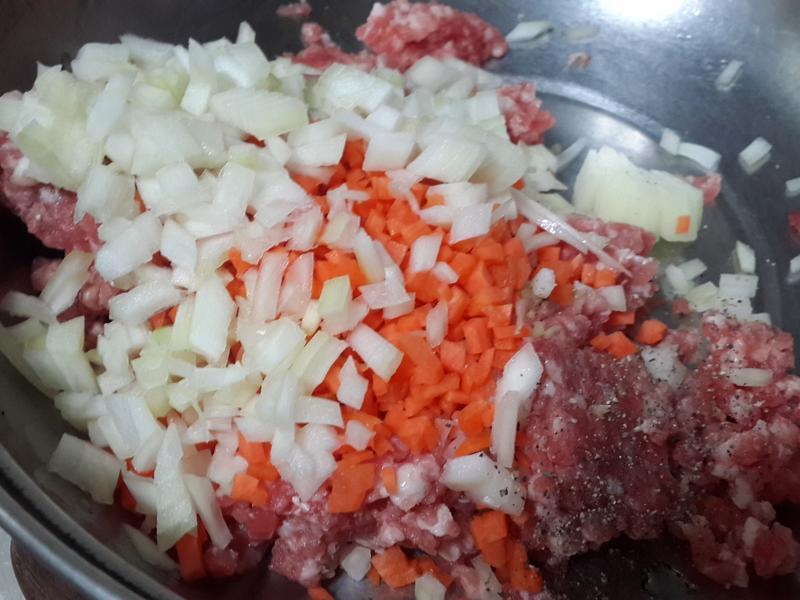 ���׺����������