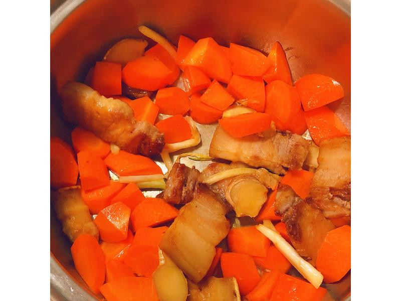 �ܲ�±�������