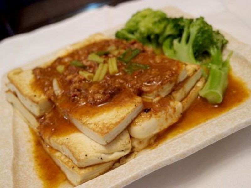 肉酱豆腐烧的做法