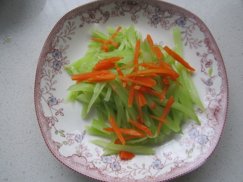 ����ݫ����ܲ�������