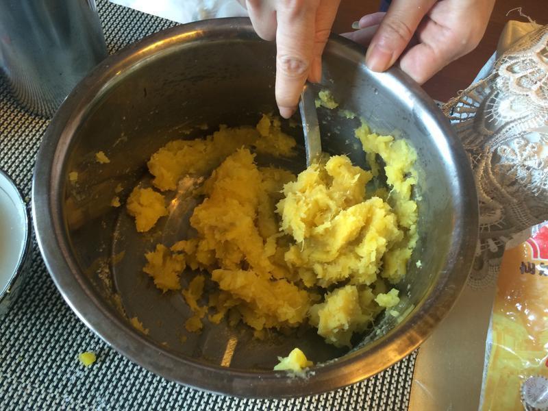 �ع���~������ʳ�ĵ�����