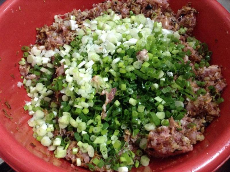 ����ζ����Բ������