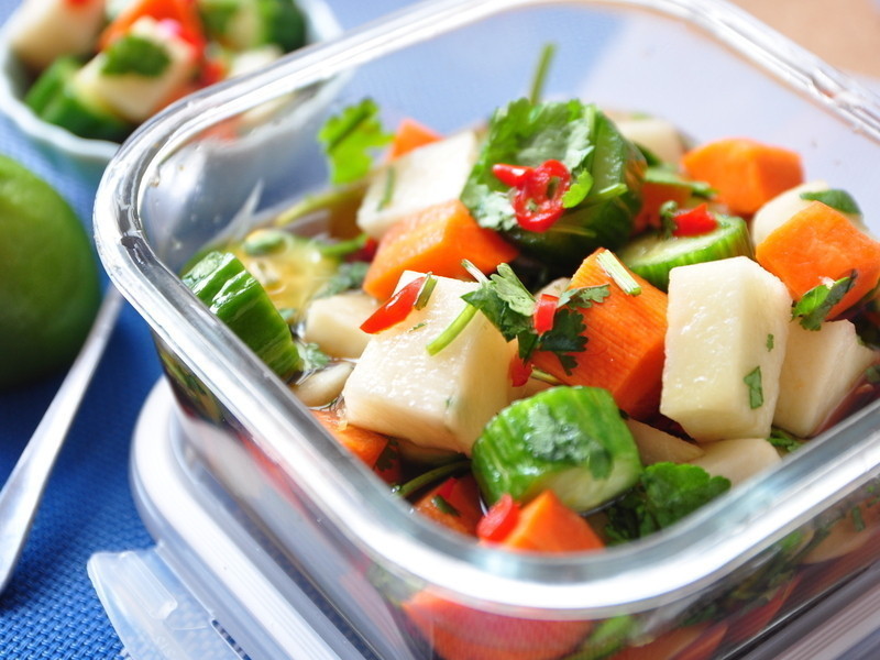 泰式酸辣醃青蔬【乐扣乐扣】的做法