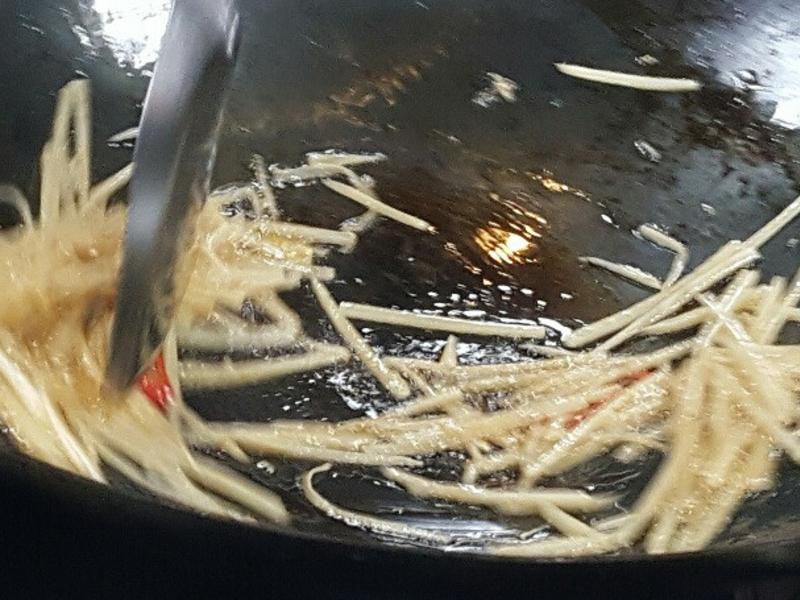 �Ʋ��ӳ����۵�����