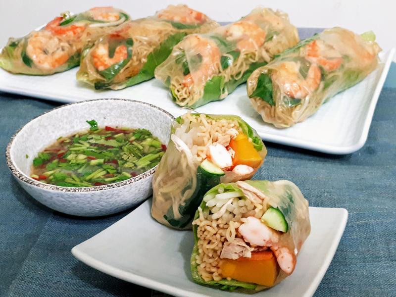 花雕鸡面遇上越南春卷的做法