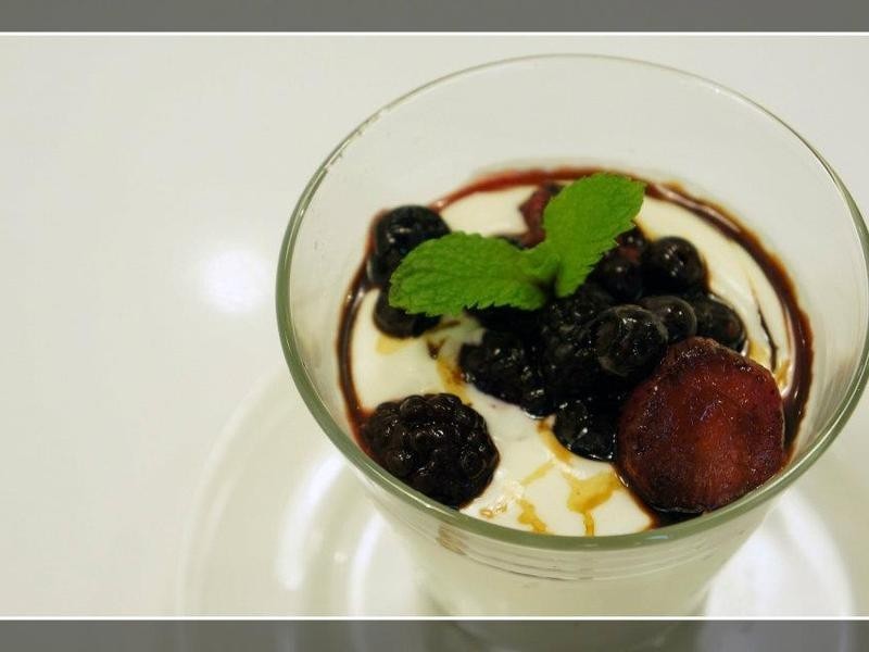 ��ʽ�����Ҽ�Ұݮ����ƴ׵�����