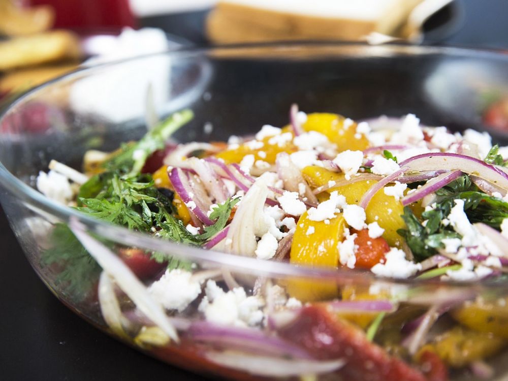 烤灯笼椒羊奶芝士沙律的做法