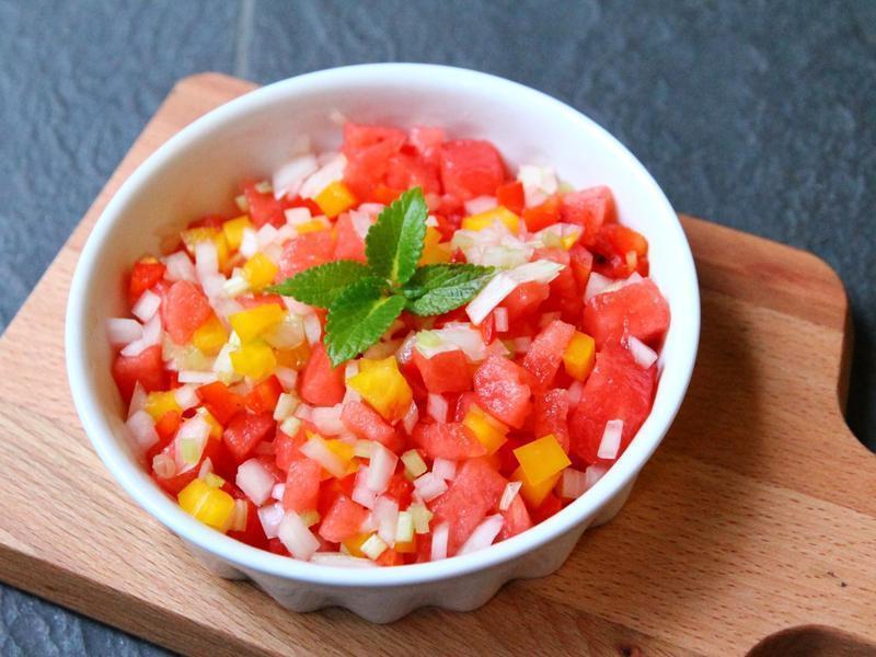 安萱下课后 夏季限定 清爽西瓜莎莎沙拉的做法