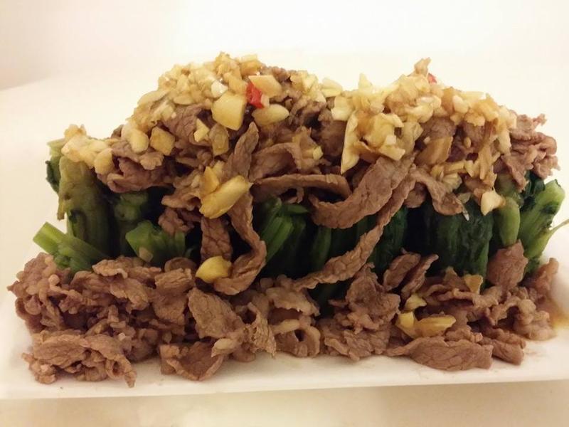 凉拌菠菜牛肉的做法