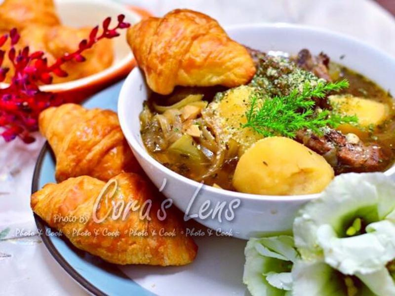 乡村洋葱啤酒腩排汤【快锅就用乐锅史蒂娜】的做法