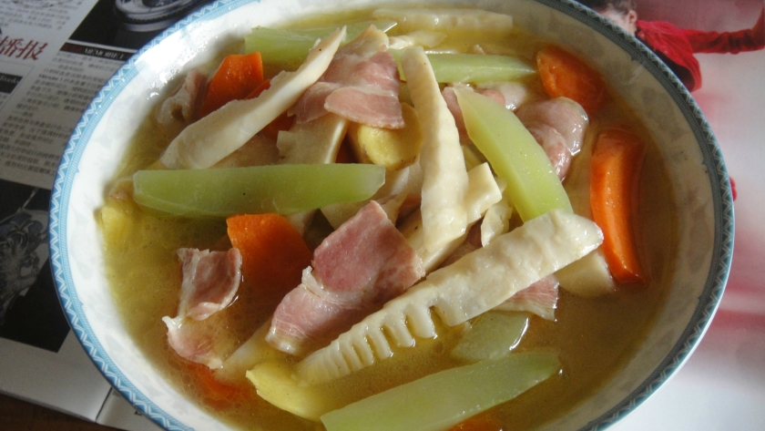 ������ɫ�ʵ�����