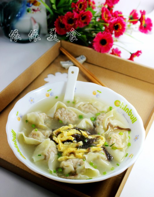 葱香鲜肉大馄饨的做法