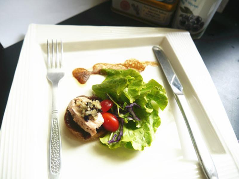 烟燻鳕鱼肝沙拉(家乐福厨神大赛)的做法