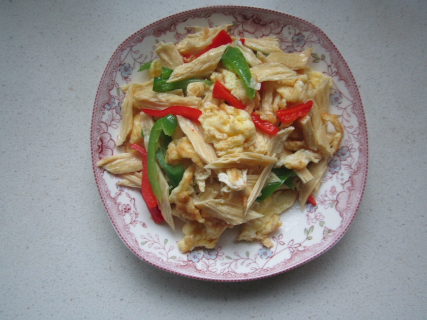 腐竹鸡蛋的做法