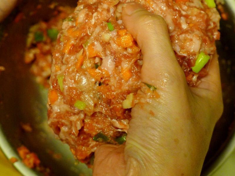 玉米鲜肉丸子的做法