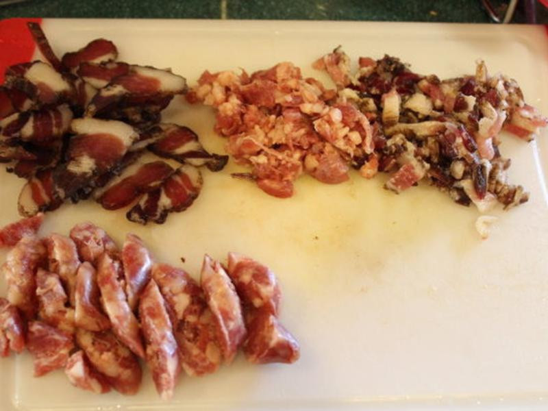 �������з�������