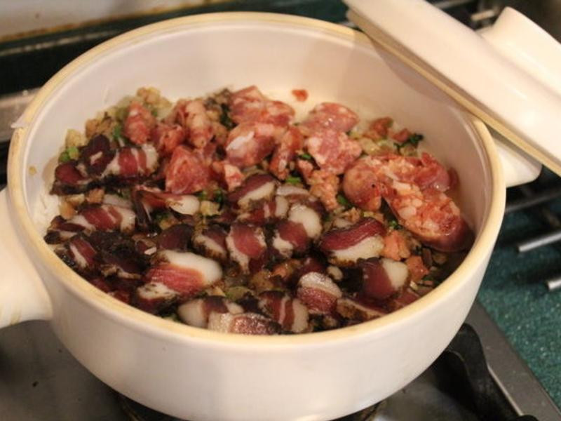 �������з�������