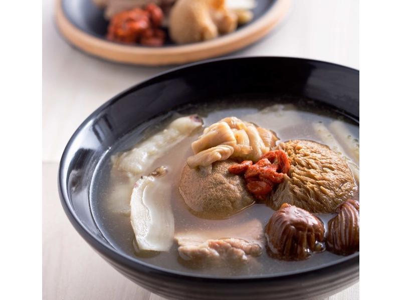 猴头菇花胶健肤汤的做法