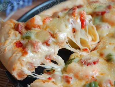 鲜虾火腿pizza的做法